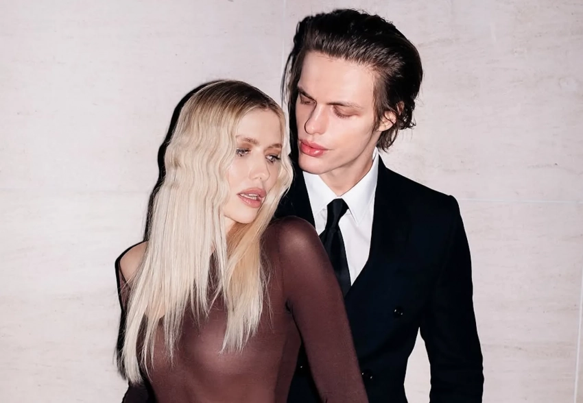 "Незабываемые дни вместе". Тарас Романов опубликовал новые фото с Еленой Перминовой на фоне её воссоединения с детьми