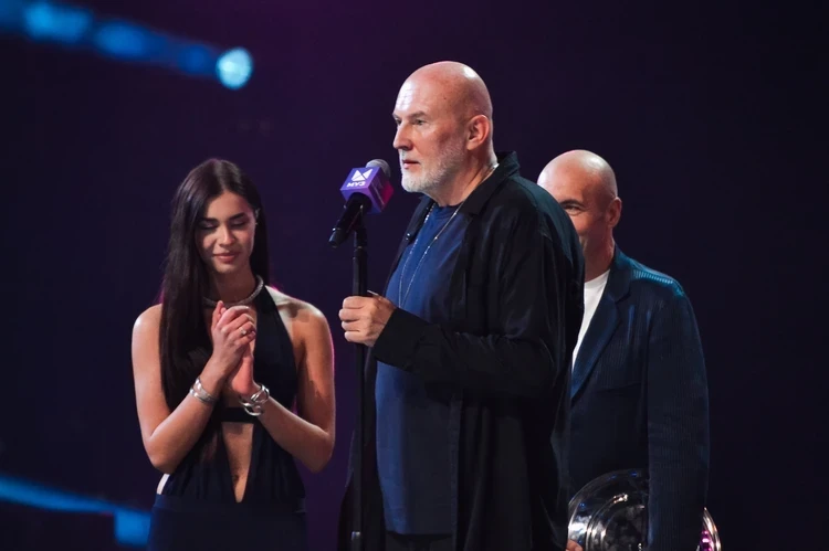 Гагарина и Матвиенко увеличили доходы на десятки миллионов рублей, а Газманов потерял более 60 млн