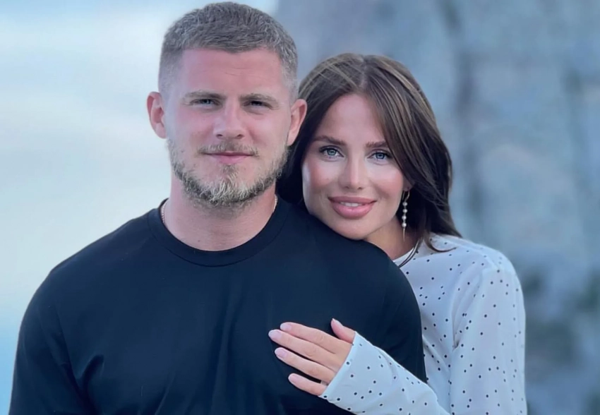 "Мы рядом, и мы семья". Алекса рассказала об отношениях с мужем после слухов о разводе