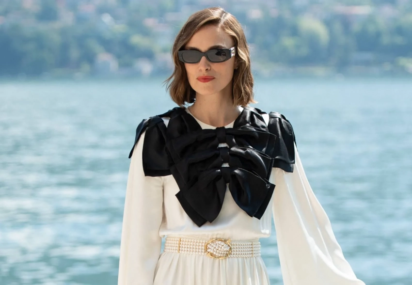 Кира Найтли, Маргарет Куэлли и София Коппола на показе Chanel на озере Комо