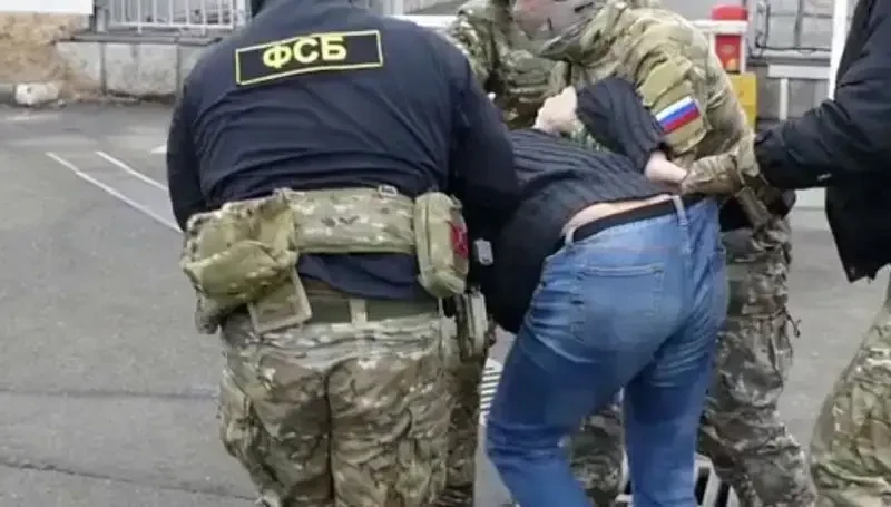 Сотрудники ФСБ предотвратили теракт на железной дороге в ХМАО, задержав сторонника украинских националистов