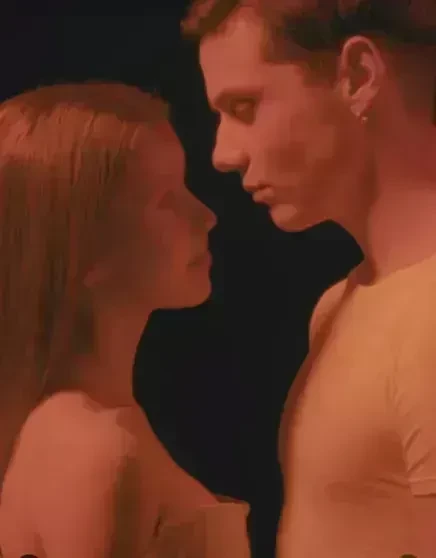 Анна Пересильд и Ваня Дмитриенко встречаются