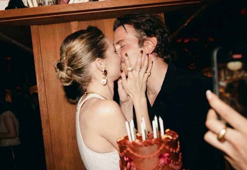 Джиджи Хадид отметила 30-летие с Брэдли Купером и впервые поделилась совместным фото в инстаграме*