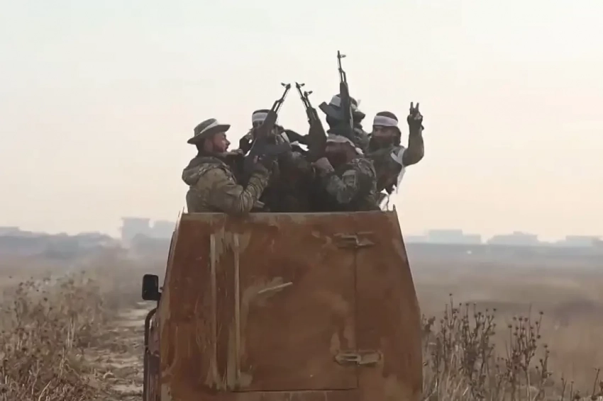 «Враги Аллаха»: в Сирии идут масштабные столкновения между новой сирийской армией и друзами