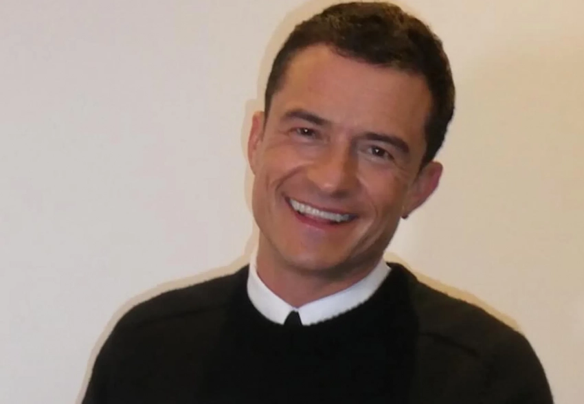 "У некоторых людей денег больше, чем здравого смысла". Орландо Блума раскритиковали за "курс очищения крови от микропластика" за 13 тысяч долларов