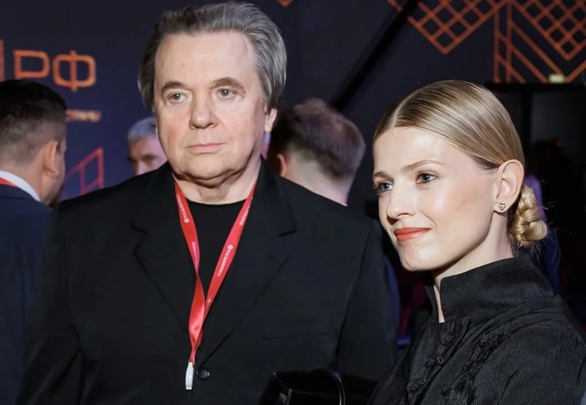 Софья и Константин Эрнст приняли участие в ПМЭФ-2025