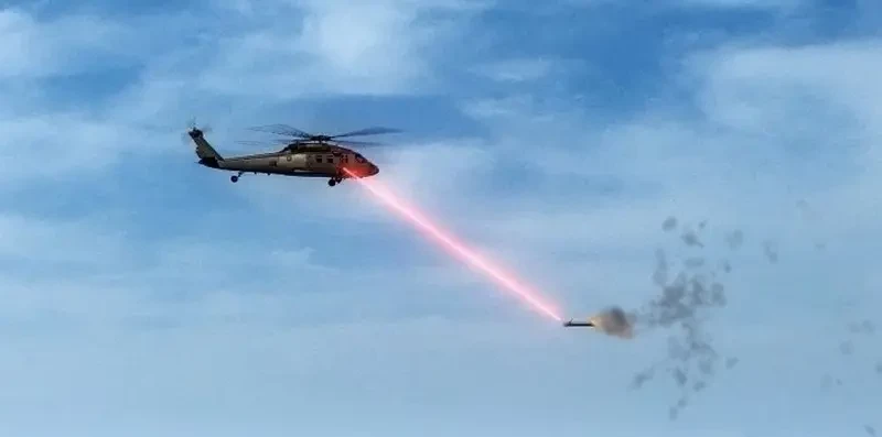 «Энергия лазера против головки самонаведения»: Турция показала испытания системы противодействия YILDIRIM 100