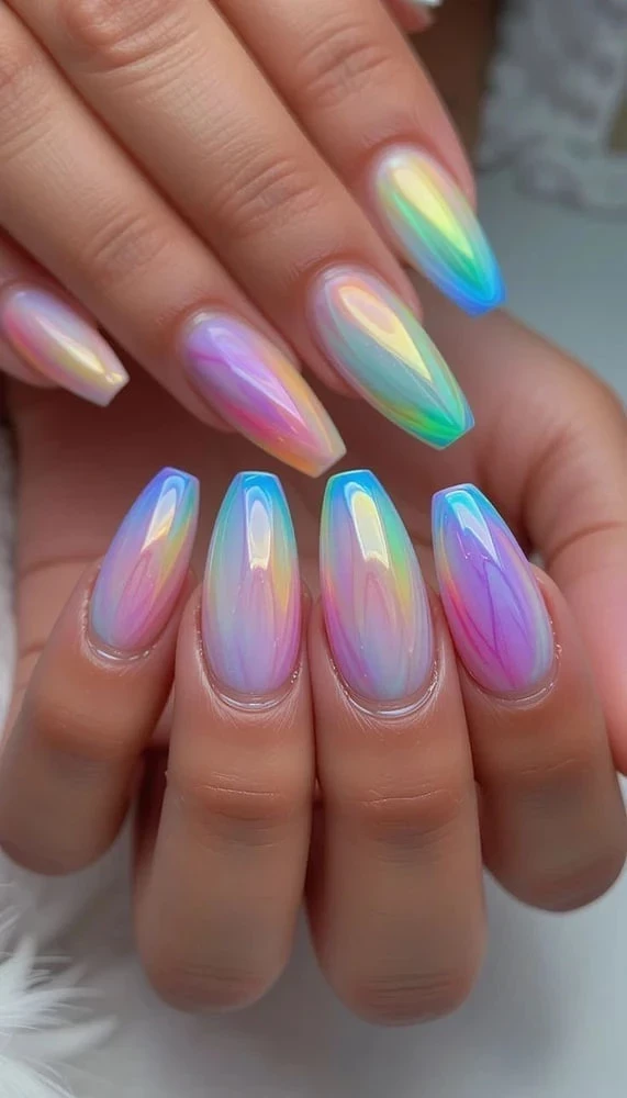 Манифест стиля и самовыражения: 10 трендов маникюра на длинные ногти