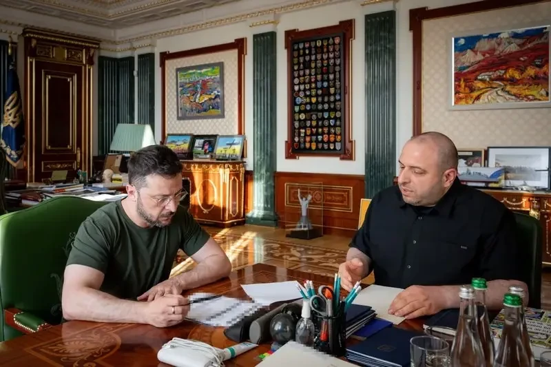 «Чтоб не обвинили в срыве мирного процесса»: Киев не видит смысла в переговорах с Москвой, но делегацию в Стамбул отправит