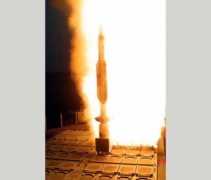 Помогая Израилю в отражении иранских ракетных атак, флот США на Ближнем Востоке чуть было сам не остался без ЗУР