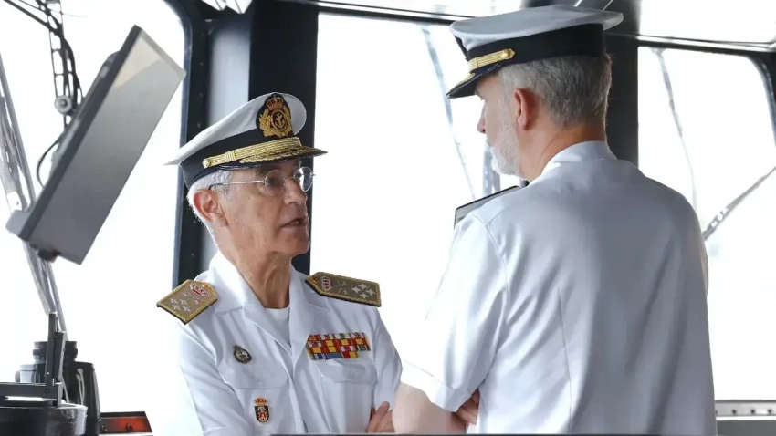 «Для сражения с британцами за Гибралтар?» - в Испании комментируют инициативу ВМС по созданию первого современного испанского авианосца