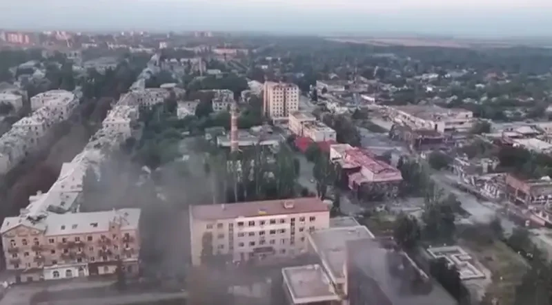 На фоне «антикриза» от врага Покровск делится нашими войсками на восточную и западную части