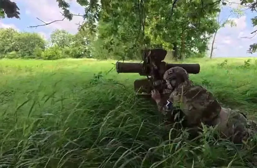 Российские войска перерезали дорогу Доброполье-Краматорск севернее села Золотой Колодезь