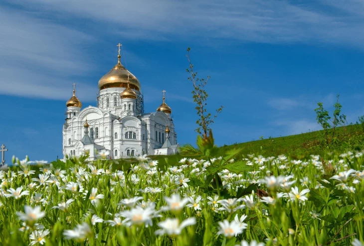 Традиции, приметы и поверья на 23 августа 2025 года, день памяти Лаврентия Римского