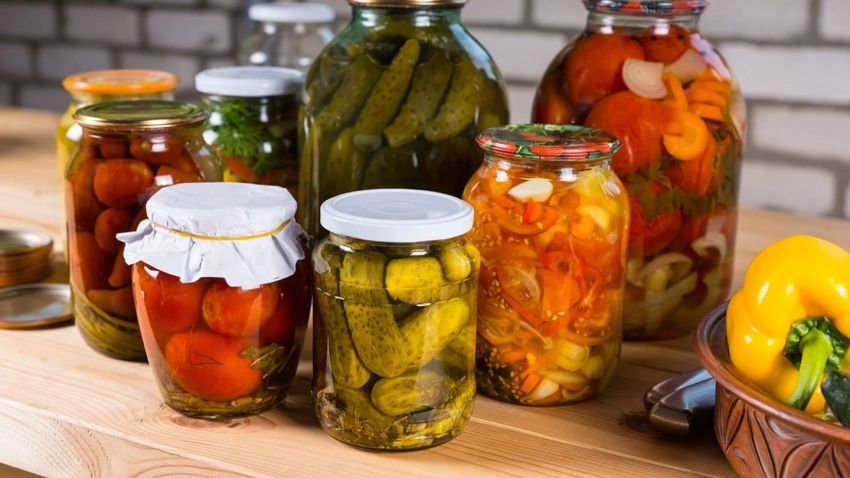 Благоприятные дни по лунному календарю: когда солить, варить и квасить в августе, чтоб банки не «взрывались»