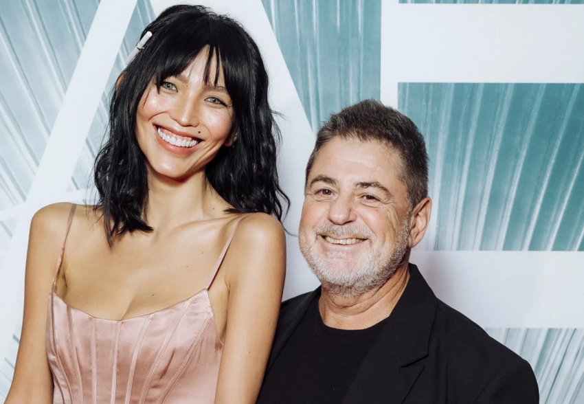 Александра Цекало снова заметили с женой в Москве на фоне слухов о том, что она снимается в российском фильме