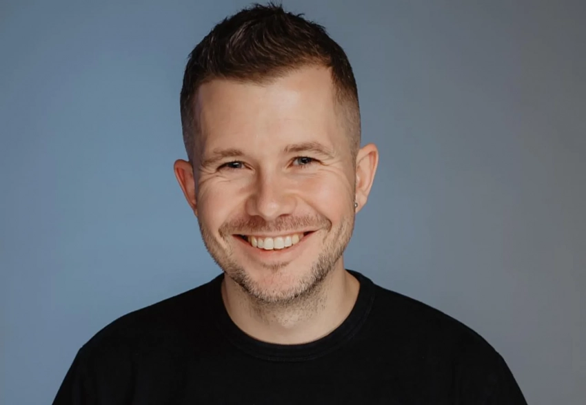 "Отсутствие душа вообще не проблема". Основатель "Додо Пиццы" Фёдор Овчинников пять месяцев кочевал по тундре вместе с оленеводами