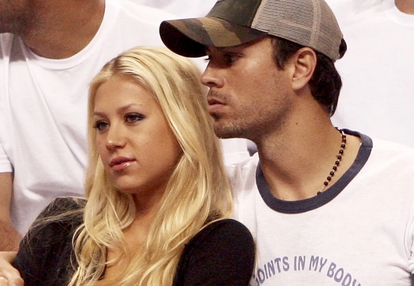 Анна Курникова беременна четвёртым ребёнком от Энрике Иглесиаса