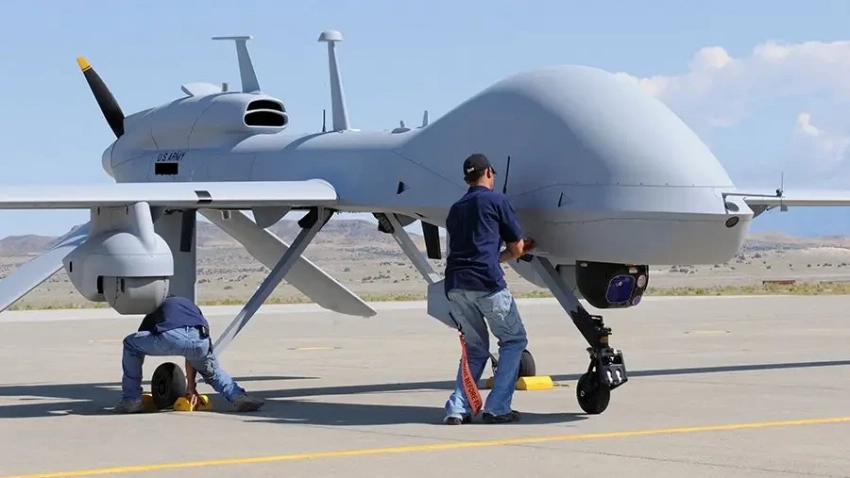 Американские БПЛА конца 20 века: совместные проекты с Израилем и появление разведывательно-ударных «Хищников»