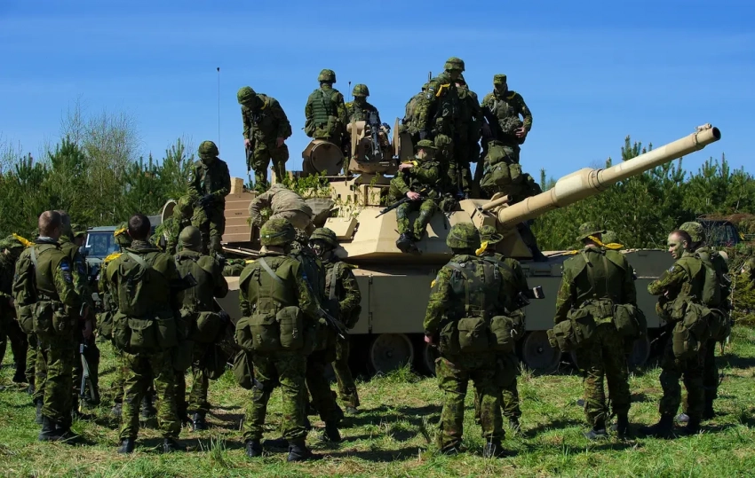 Британский журналист: Эстония совершенно серьёзно готовится воевать с Россией