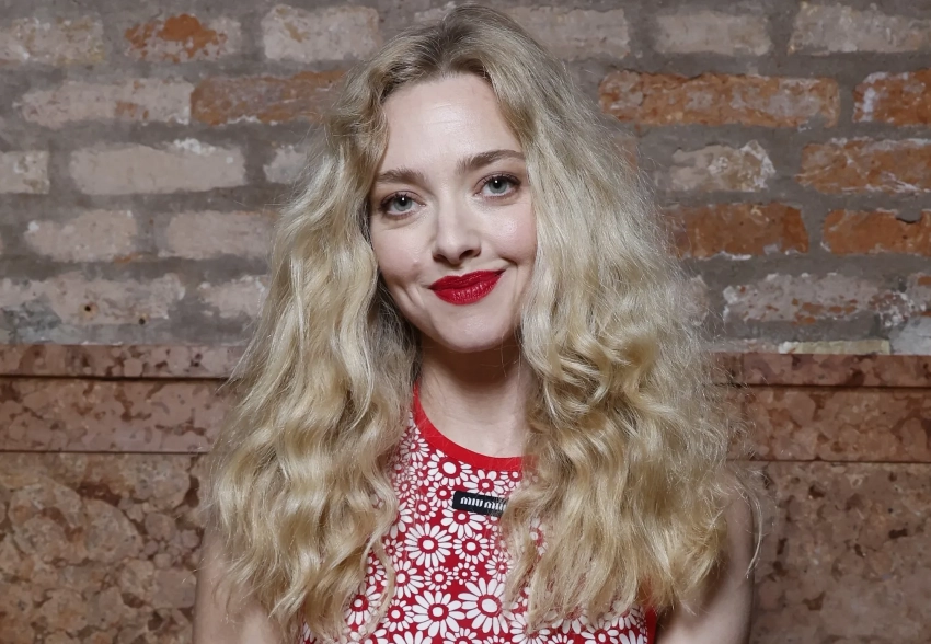 Венеция-2025: Эмили Блант, Аманда Сейфрид, Алисия Сильверстоун и Эмма Коррин на вечеринке Miu Miu