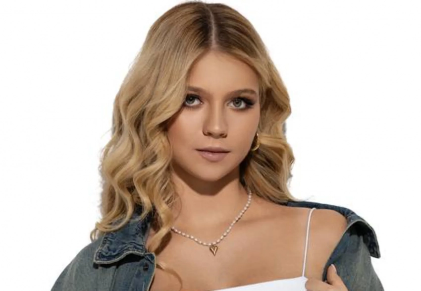 Александра Трусова заработала более 1 млн рублей на приватном канале о своей жизни