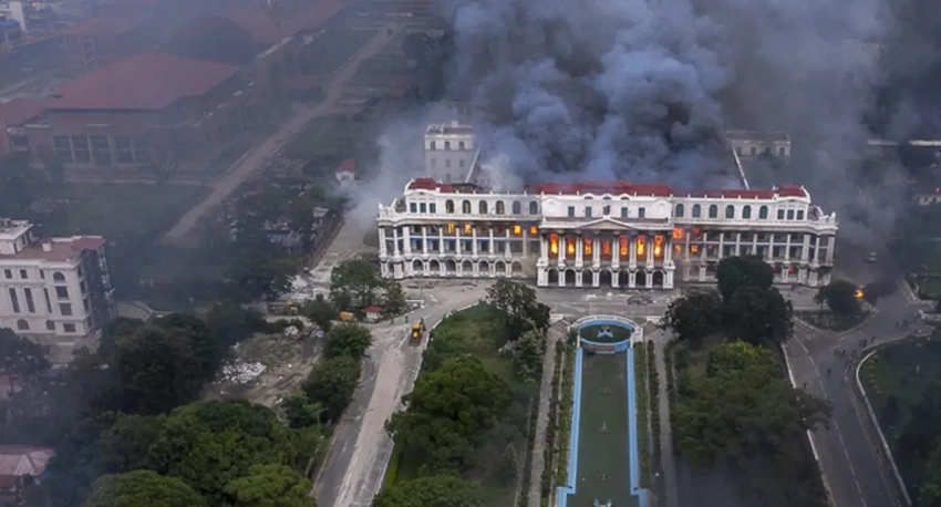 Катманду в огне - «а зумеры всего лишь хотели возвращения соцсетей»