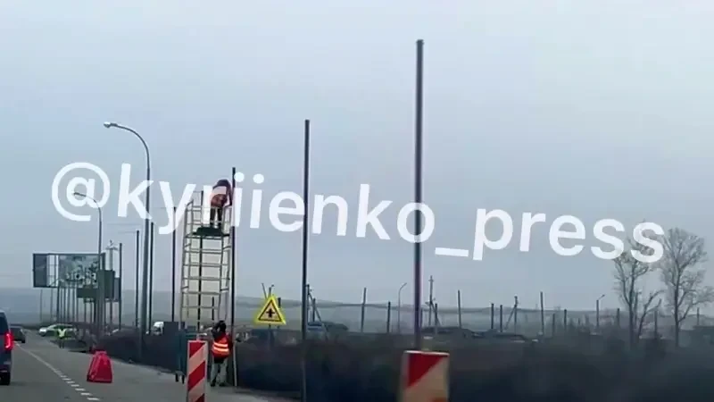 Очередная показуха: на дорогах вокруг Харькова устанавливают антидроновые сетки
