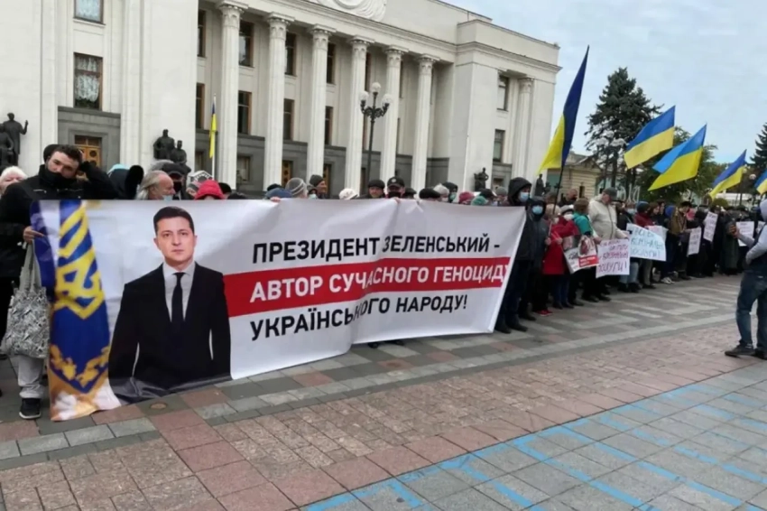 Киев снова обвиняет Москву в якобы попытках расшатать ситуацию на Украине