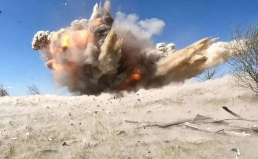 Эксперты обсуждают боеприпас, ударивший по Кременчугу с расстояния около 200 км