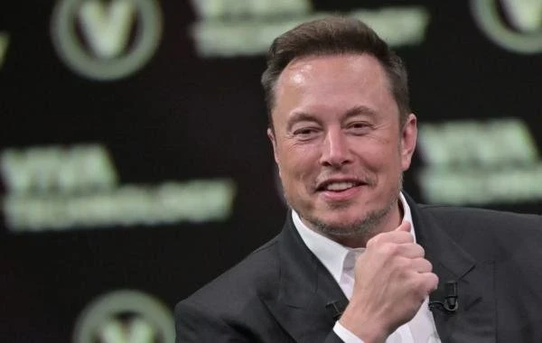 Маск ответил на запрос главы Минобороны Украины Фёдорова о помощи по Starlink