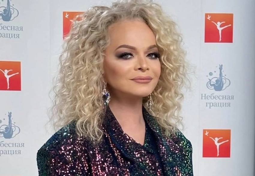 Лариса Долина не передала спорную квартиру покупательнице Полине Лурье