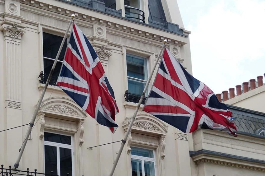 За скандалом вокруг китайского посольства в Лондоне проглядывается тайная игра США